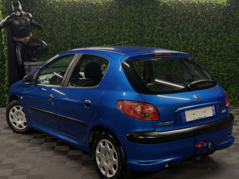 PEUGEOT 206 PHASE 2 1.4 i 75 Cv 5 PORTES / CLIMATISATION