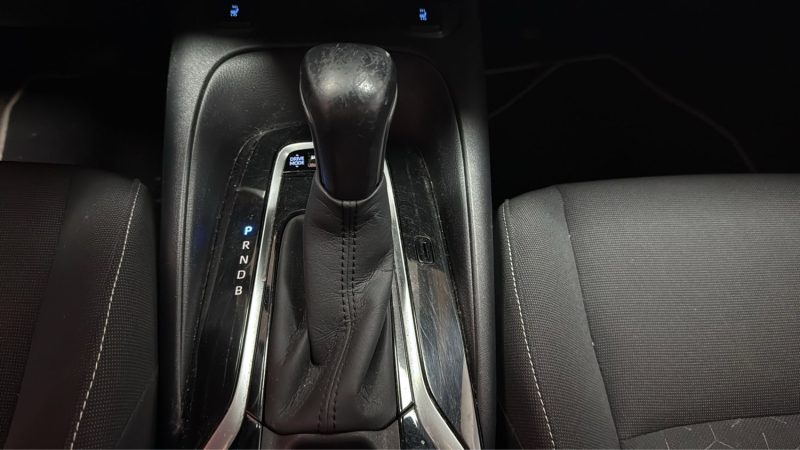 TOYOTA COROLLA BERLINE 122cv DYNAMIC BUSINESS/1 ERE MAIN/TVA RECUPERABLE