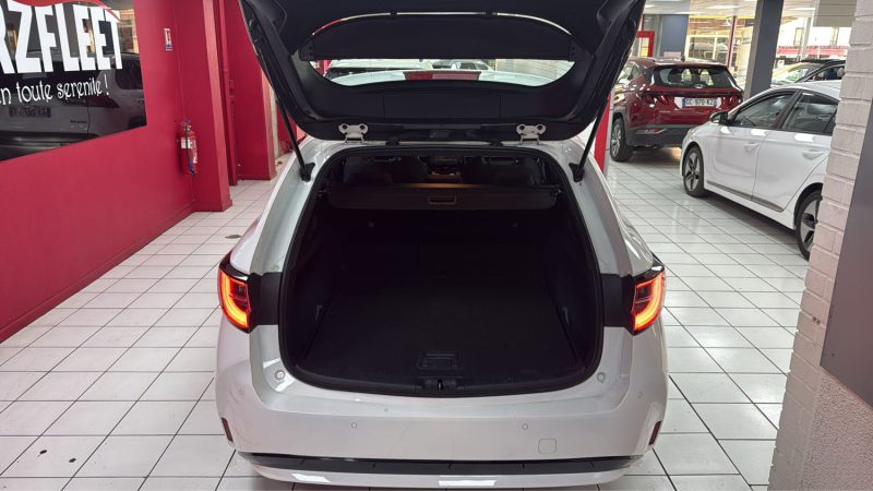 TOYOTA COROLLA TOURING SPORTS 122cv DYNAMIC BUSINESS/1 ERE MAIN/TVA RECUPERABLE