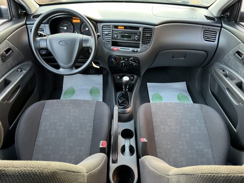 KIA RIO II 1.5 CRDI 110 Cv 44 900 Kms REELS / DEFAUT MOTEUR - FRAIS A PREVOIR LIRE L ANNONCE