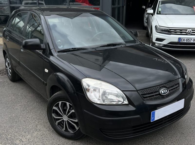 KIA RIO II 1.5 CRDI 110 Cv 44 900 Kms REELS / DEFAUT MOTEUR - FRAIS A PREVOIR LIRE L ANNONCE