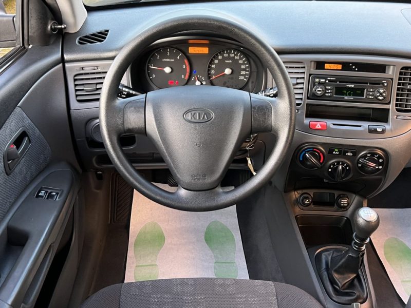 KIA RIO II 1.5 CRDI 110 Cv 44 900 Kms REELS / DEFAUT MOTEUR - FRAIS A PREVOIR LIRE L ANNONCE