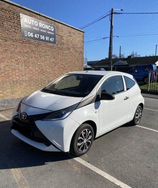 TOYOTA AYGO 1.0 ESSENCE 70 CV 2016