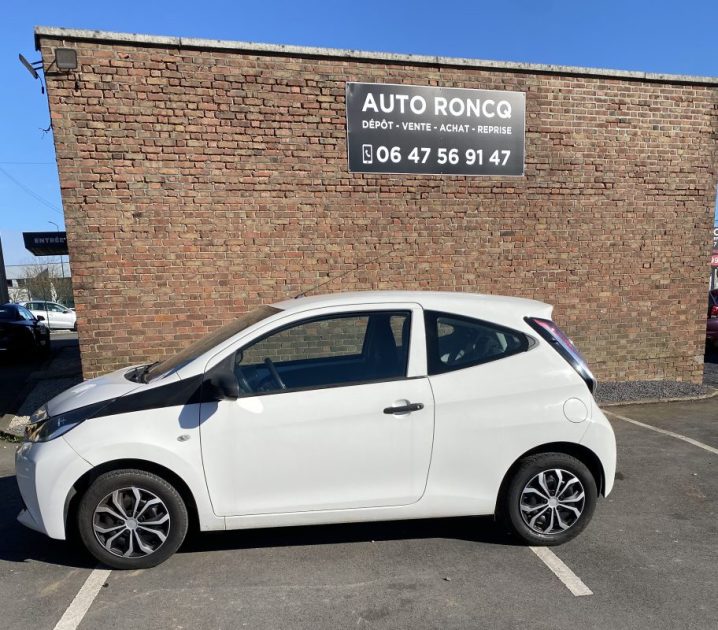 TOYOTA AYGO 1.0 ESSENCE 70 CV 2016