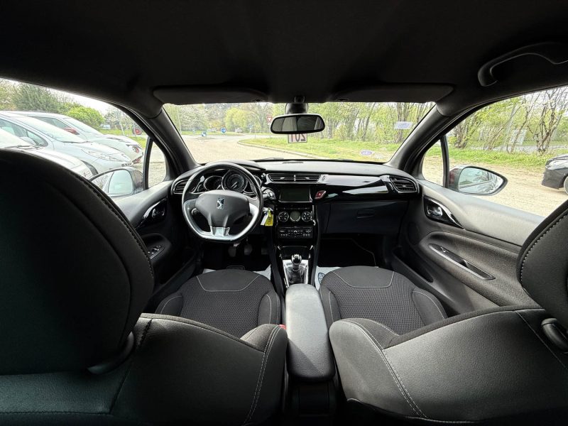 Citroën DS3 1.6 VTI 120 So Chic Airdream / 1 main / Révisée & Garantie 6 mois / Radar AR / Régulateu