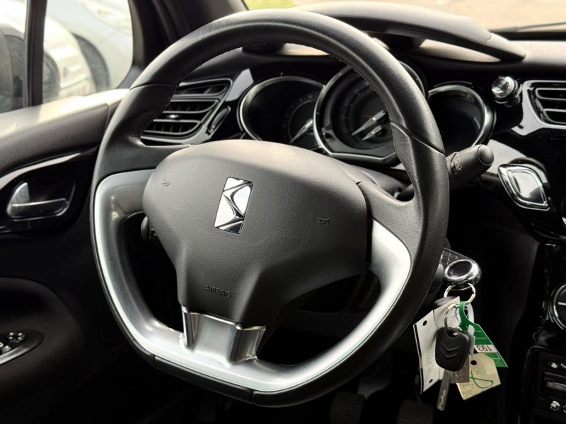 Citroën DS3 1.6 VTi 120ch Airdream So Chic - Révisée & garantie 6 mois / Radar Ar - Bluetooth / Navi