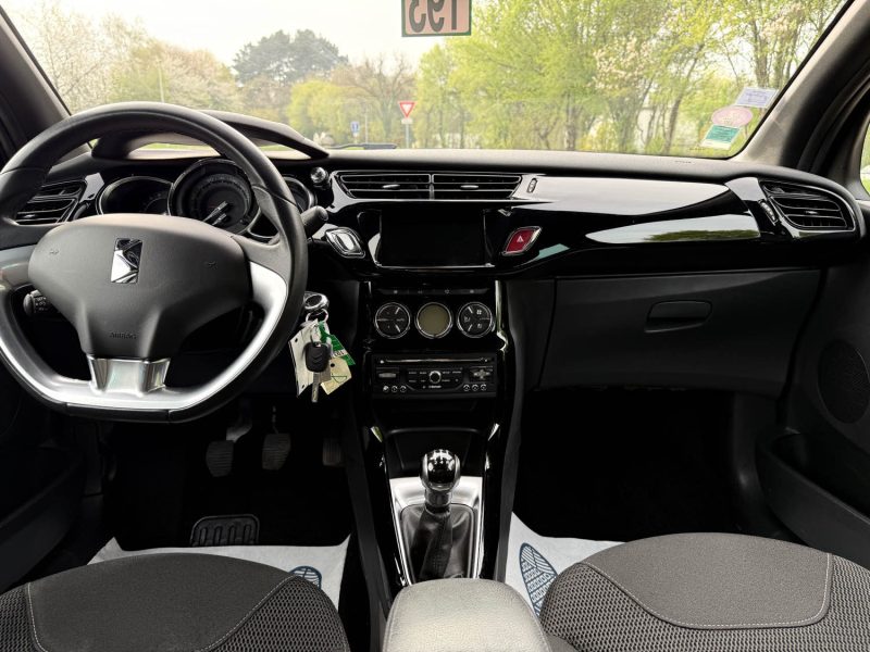 Citroën DS3 1.6 VTi 120ch Airdream So Chic - Révisée & garantie 6 mois / Radar Ar - Bluetooth / Navi