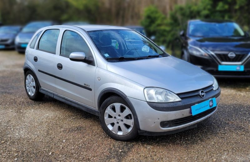 OPEL CORSA C14 2001