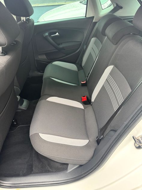 VOLKSWAGEN POLO V 1.6 TDI 90CH LIFE 5P 2013