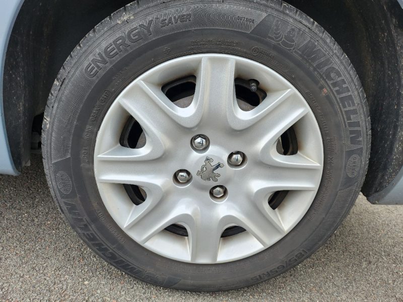 PEUGEOT 207 SW 1.4 VTI 