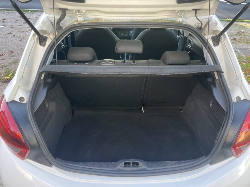 PEUGEOT 208 1.2 VTI - 12V 2017