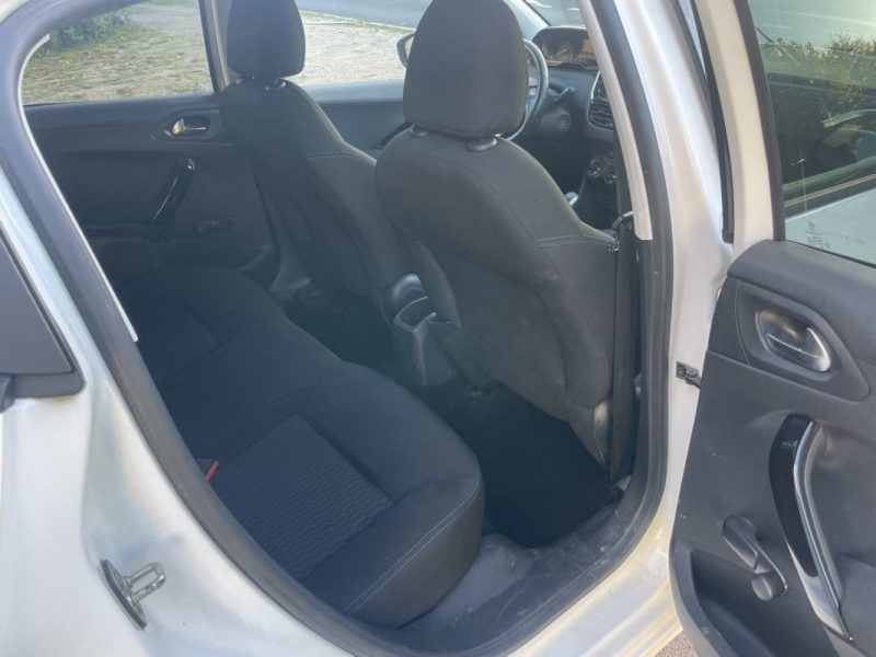 PEUGEOT 208 1.2 VTI - 12V 2017