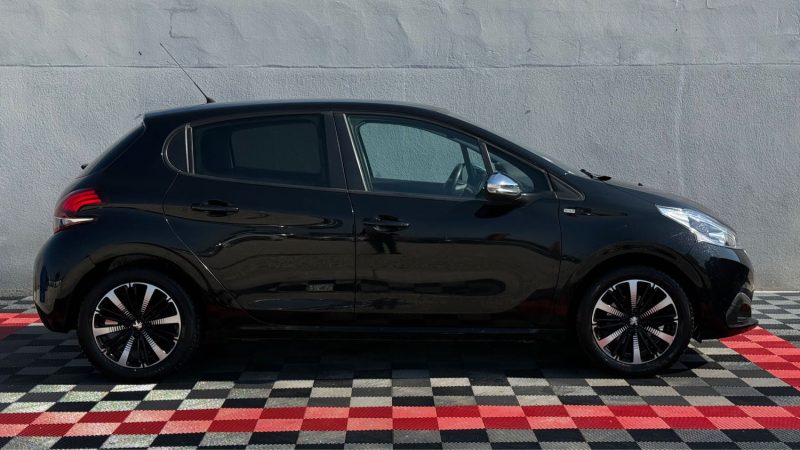 PEUGEOT 208 1.2 E THP  82CH STYLE  5P 2016