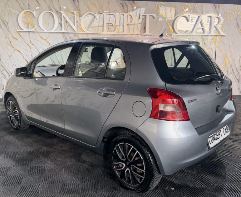 TOYOTA YARIS 1.4 D-4D SOL 2007 - 79 992Kms - Distrib ok - Suivit TOYOTA