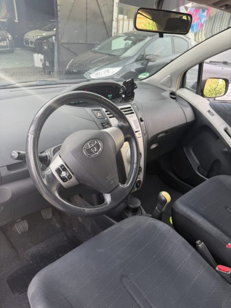 TOYOTA YARIS 1.4 D-4D SOL 2007 - 79 992Kms - Distrib ok - Suivit TOYOTA