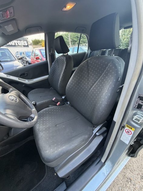 TOYOTA YARIS 1.3 VVT-I COOL 2008 -55 003Kms - Distrib ok - Parfait Etat - Suivit TOYOTA