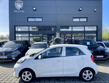KIA PICANTO 1.0 66CH STYLE  5P 2015