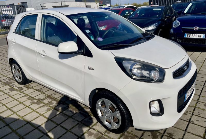 KIA PICANTO 1.0 66CH STYLE  5P 2015