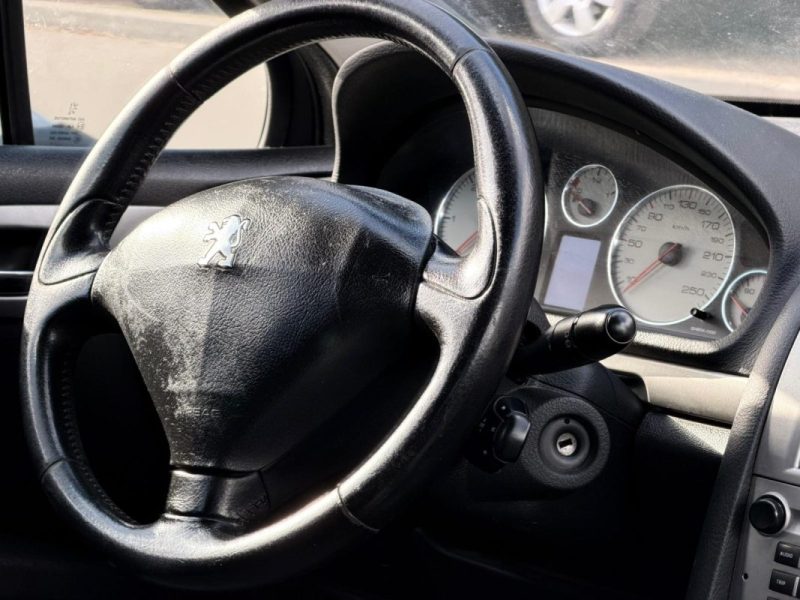 PEUGEOT 407 SW 1.6 HDI 16V CONFORT 