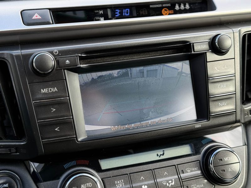 Toyota RAV4 2.0 D-4D 124ch Lounge – GPS – Caméra de recul – Chaîne – Révisé & Garantie 6 mois