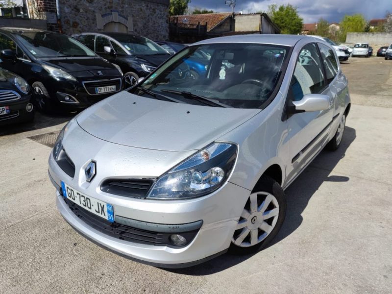 RENAULT CLIO III CONFORT DYNAMIQUE 1.2 16V 2007
