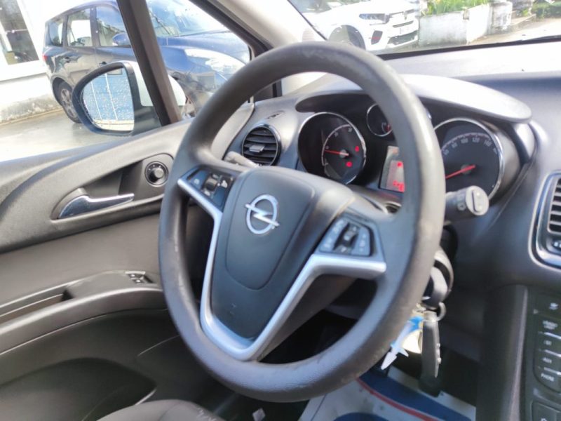 OPEL MERIVA B MONOSPACE 1.7 CDTI 2011