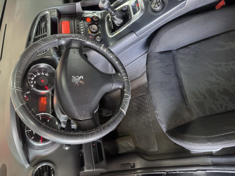 PEUGEOT 3008 1.6 HDI 16V 110 PREMIUM 2010