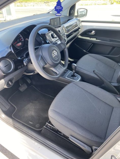 VOLKSWAGEN UP! 1.0 75CH HIGH UP! BOITE AUTO 5P -9 950 KM -1ÈRE MAIN 2013