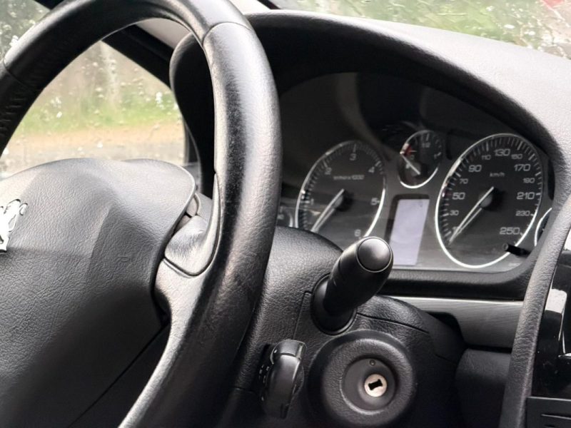 PEUGEOT 407 2.0HDI 136CH BVA