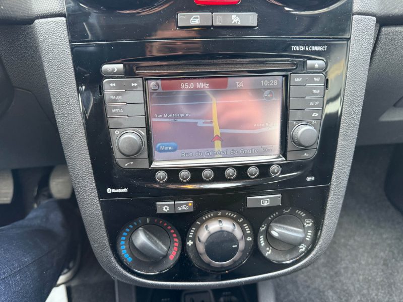 OPEL CORSA 1.2 TWINPORT 85CH COOL LINE 3P 2014 - 1ER MAIN