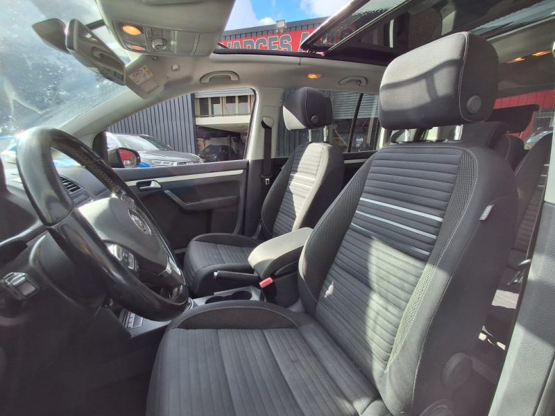 VOLKSWAGEN TOURAN 2.0 TDI 140 CV CUP 7PL TOIT OUVRANT PANORAMIQUE XENON LED  2015