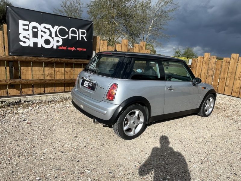  MINI COOPER 2003