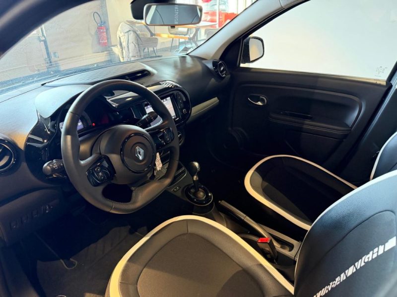 RENAULT TWINGO III SL URBAN NIGHT E-TECH 100% ÉLECTRIQUE / TOIT OUVRANT  / SOH 97%