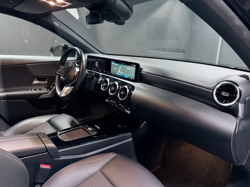 MERCEDES-BENZ A 180 PROGRESSIVE LINE PHASE 2 