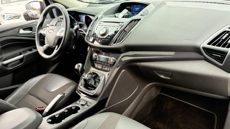 Ford Kuga 2.0 TDCi 163ch Titanium 4x4 