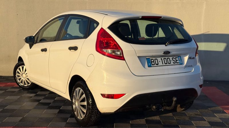 FORD FIESTA 1400 TDCI 68 AMBIENTE 2011