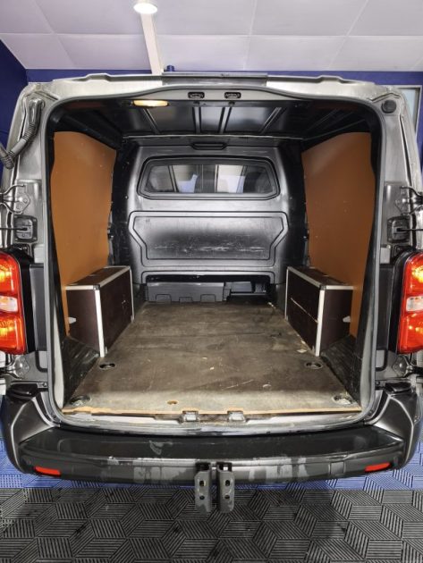 PEUGEOT EXPERT L2 CABINE APPRONFONDIE 2.0 BLUE HDI 180 Cv EAT8  6 PLACES ASPHALT