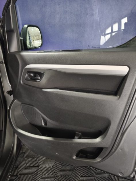 PEUGEOT EXPERT L2 CABINE APPRONFONDIE 2.0 BLUE HDI 180 Cv EAT8  6 PLACES ASPHALT