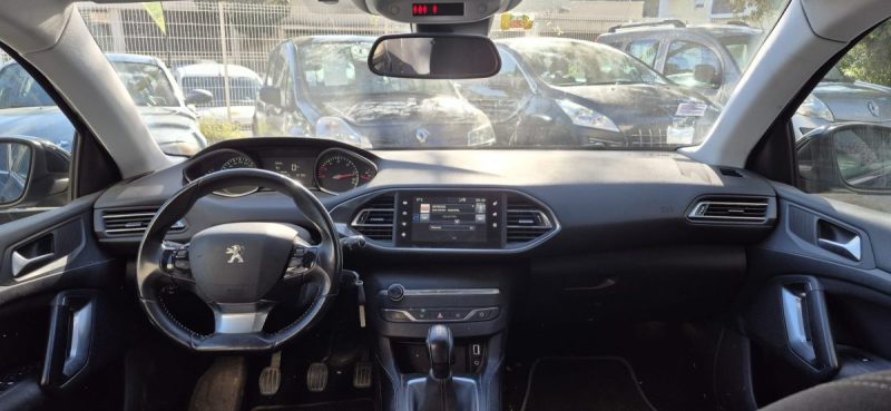308 II  1.6l hdi 92ch Allure, Noir, *Clim auto*, *Radar AV/AR*, *Idéale jeune conducteur*