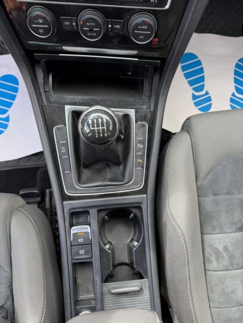 VOLKSWAGEN GOLF 7 1.4l TSI BLUEMOTION TECHNOLOGY 140CV BVM6