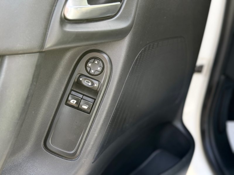Citroën C3 1.4 HDi 70ch Attraction Pack - GPS - Bluetooth - Révisée & Garantie 6 mois