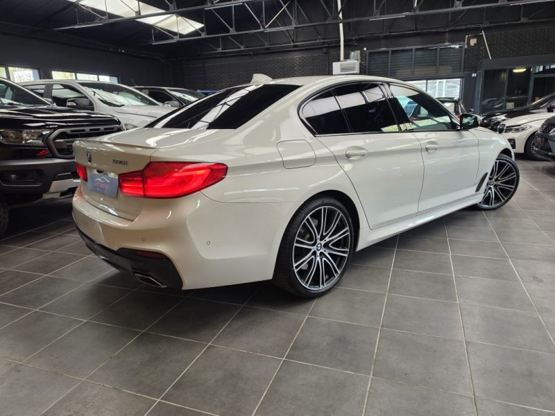 BMW SERIE 5 G30 530IA 252 XDRIVE M SPORT*TOIT O.*CAMERA*CUIR* 2019