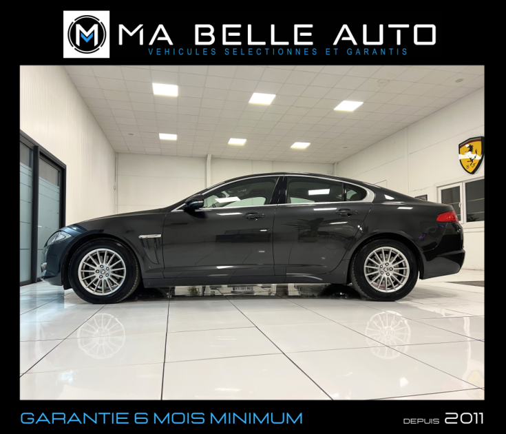 Jaguar XF 2.2d 163 / carnet + factures / cuir gps xenon attelage / 176 euros mensuel