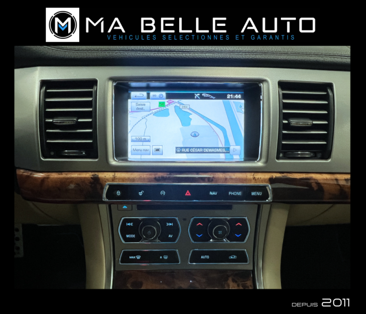 Jaguar XF 2.2d 163 / carnet + factures / cuir gps xenon attelage / 176 euros mensuel