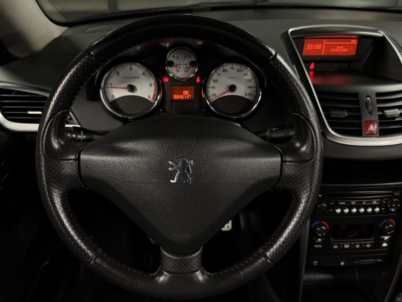 PEUGEOT 207 CC COUPE CABRIOLET PHASE 2 SPORT PACK 1.6 HDI 112 Cv BVM6 / 94 900 Kms - GARANTIE 1 AN