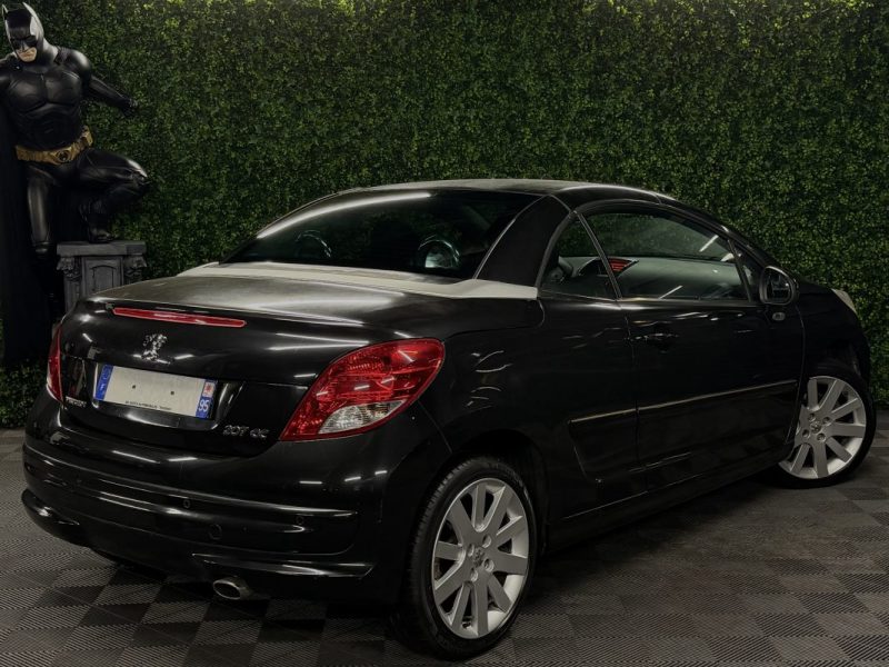 PEUGEOT 207 CC COUPE CABRIOLET PHASE 2 SPORT PACK 1.6 HDI 112 Cv BVM6 / 94 900 Kms - GARANTIE 1 AN