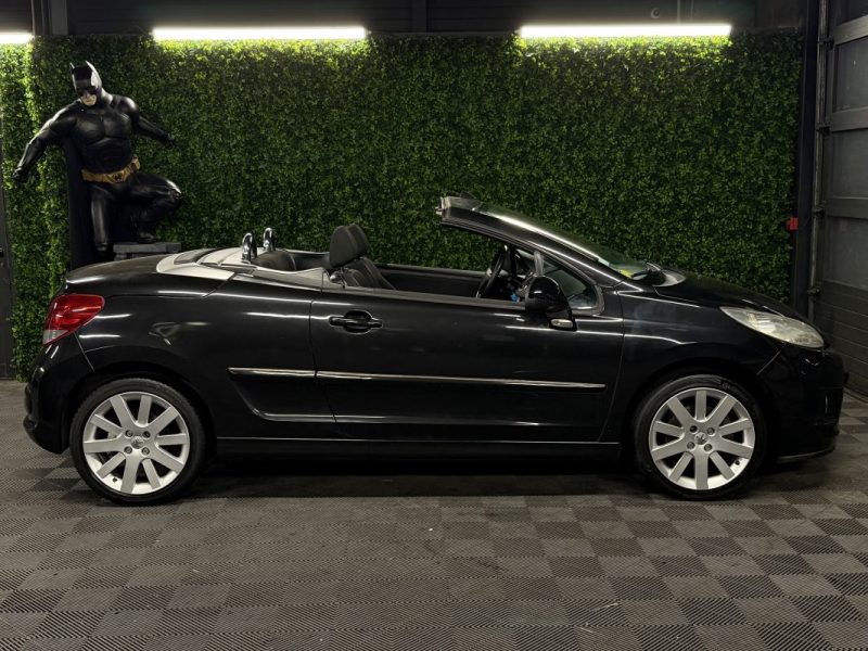 PEUGEOT 207 CC COUPE CABRIOLET PHASE 2 SPORT PACK 1.6 HDI 112 Cv BVM6 / 94 900 Kms - GARANTIE 1 AN