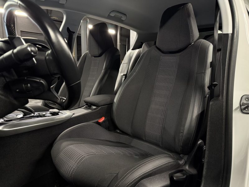 PEUGEOT 308 II PHASE 2 ALLURE 1.2 130 BOITE AUTO APPLE CARPLAY & ANDROID CAMERA RECUL - Garantie 1an