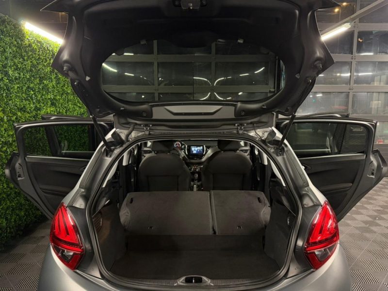 PEUGEOT 208 PHASE 2 URBAN SOUL 1.2 82 Cv 5 PORTES / 39 900 Kms ECRAN GPS CRIT AIR 1 - GARANTIE 1 AN