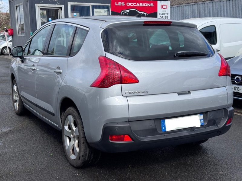 PEUGEOT  3008  1.6 HDI 110CV  2012